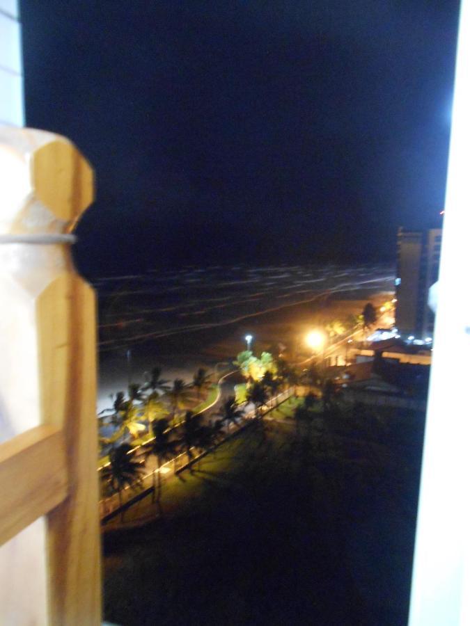 Apto Varanda Gourmet Frente Ao Mar Praia Grande (Santos) Exterior photo